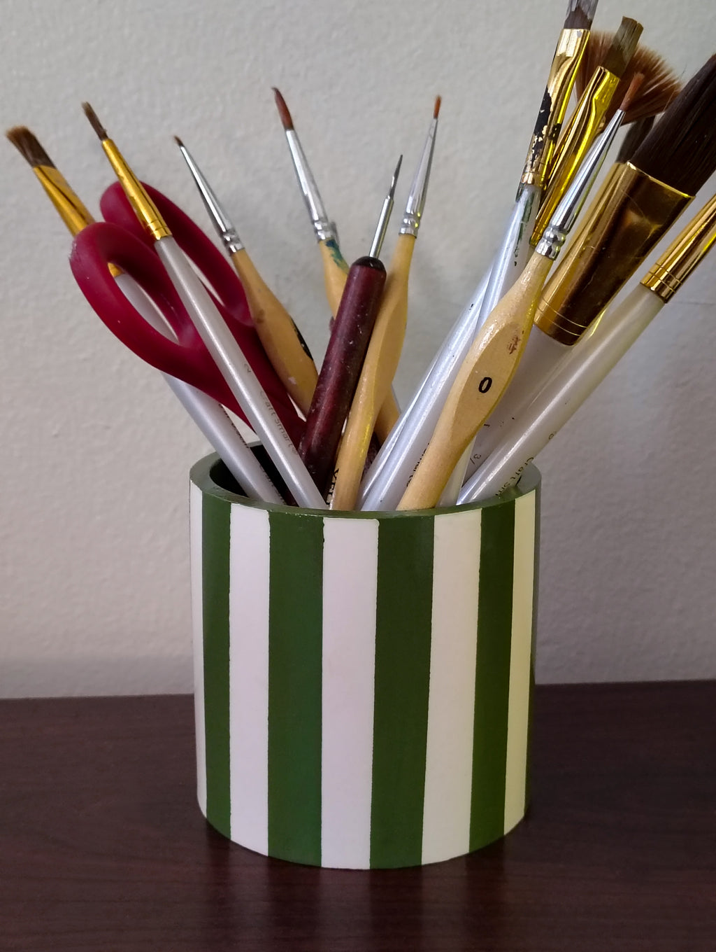 The Pepper Utensil Holder