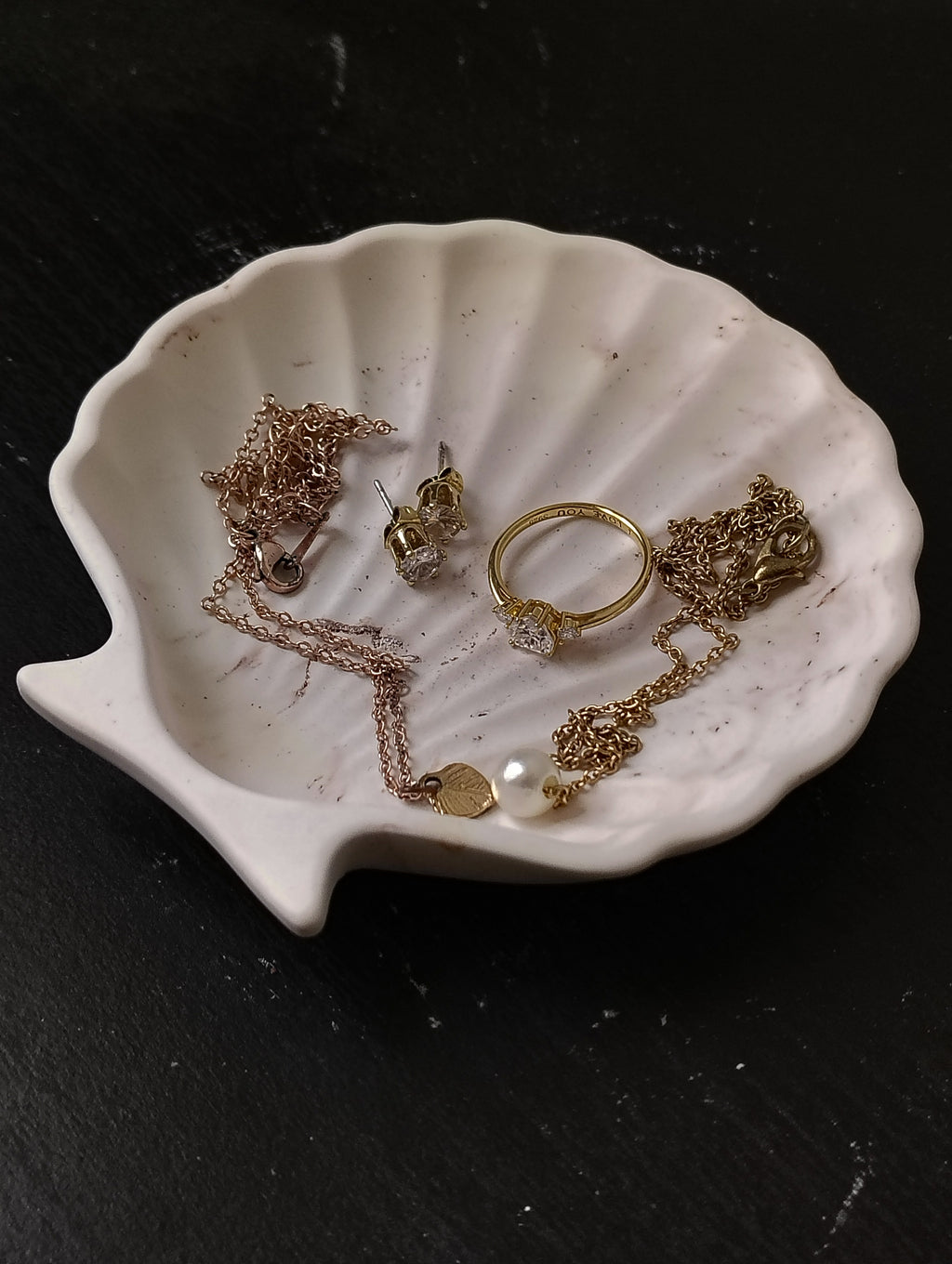 The Zariah Seashell Dish